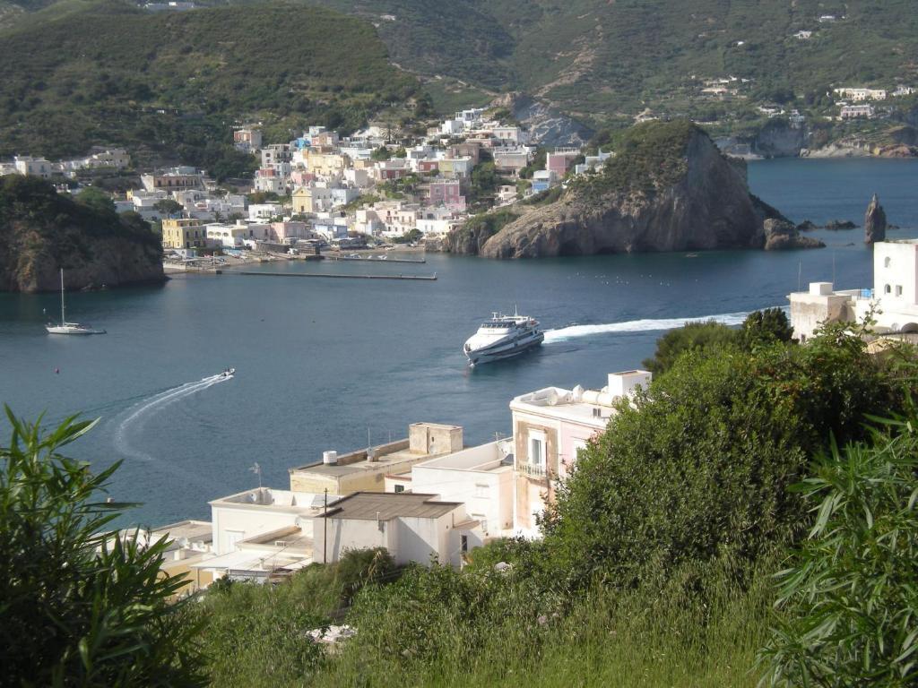 Villa Pina Ponza Exterior foto